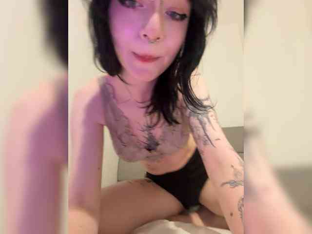 selenasxx1 webcam
