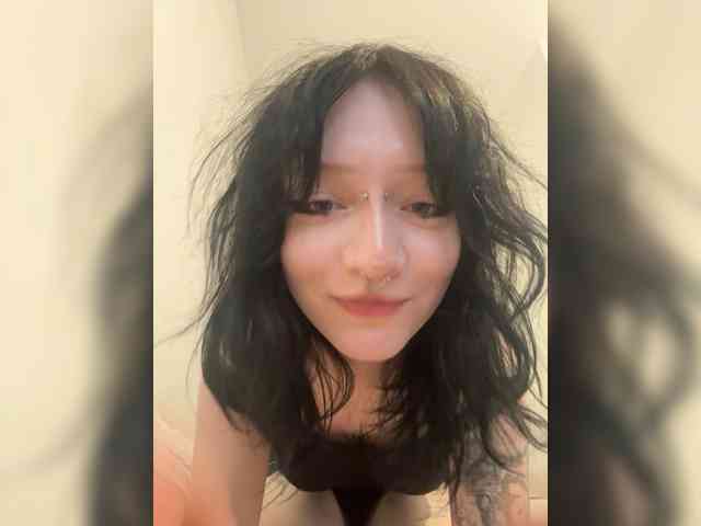 selenasxx1 webcam