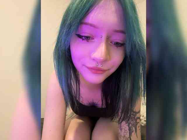 selenasxx1 webcam