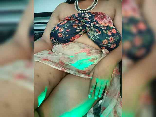 Boldbarbie webcam