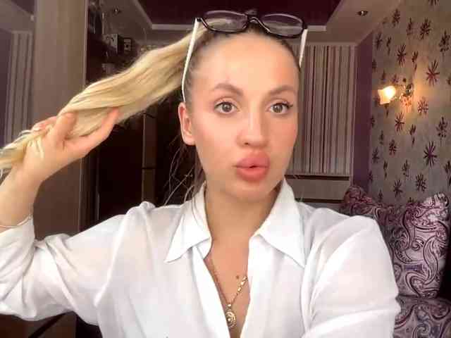 ElsyBraman webcam