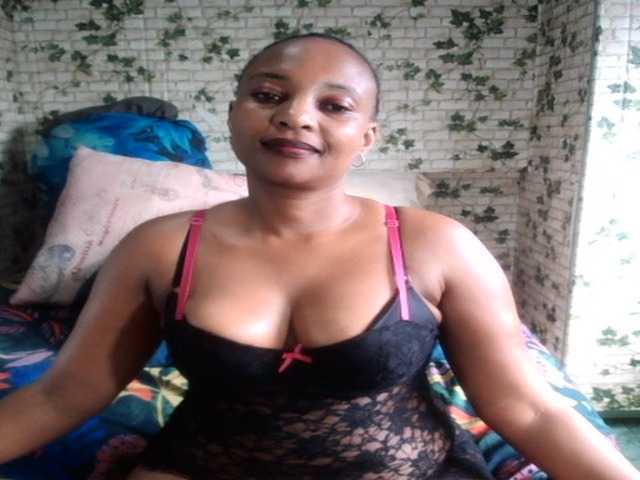 Ebonyseduction00 live cam on BongaCams