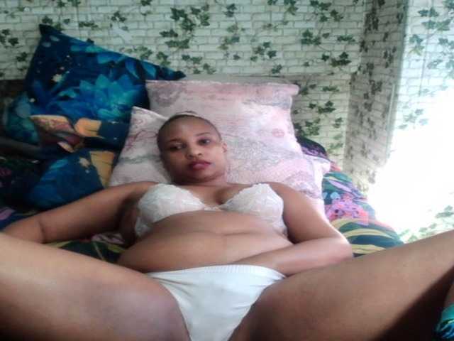 Ebonyseduction00 live cam on BongaCams