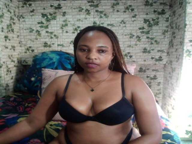Ebonyseduction00 live cam on BongaCams