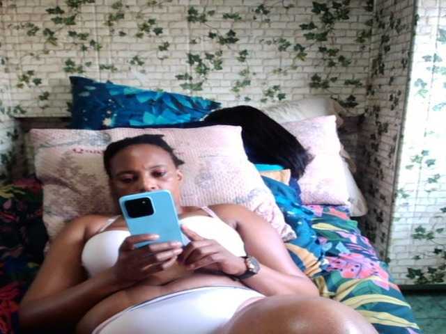 Ebonyseduction00, en vivo ahora en BongaCams