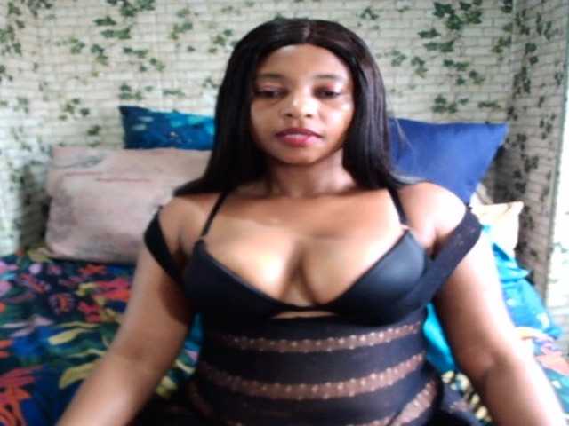 Ebonyseduction00, live now on BongaCams