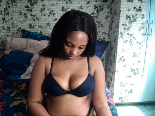 Ebonyseduction00 live cam on BongaCams