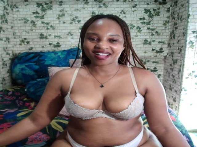 Ebonyseduction00 live cam on BongaCams