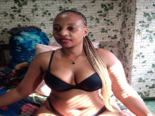 Ebonyseduction00 live cam on BongaCams