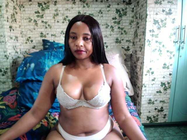 Ebonyseduction00 live cam on BongaCams