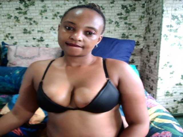 Ebonyseduction00 live cam on BongaCams