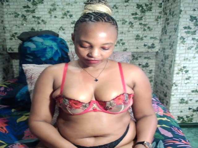 Ebonyseduction00 live cam on BongaCams