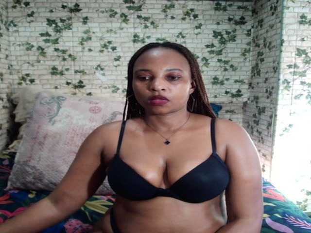 Ebonyseduction00 live cam on BongaCams