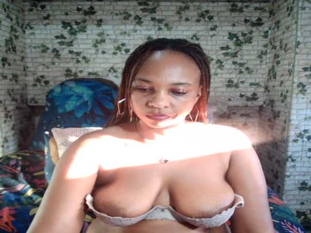 Ebonyseduction00 live cam on BongaCams