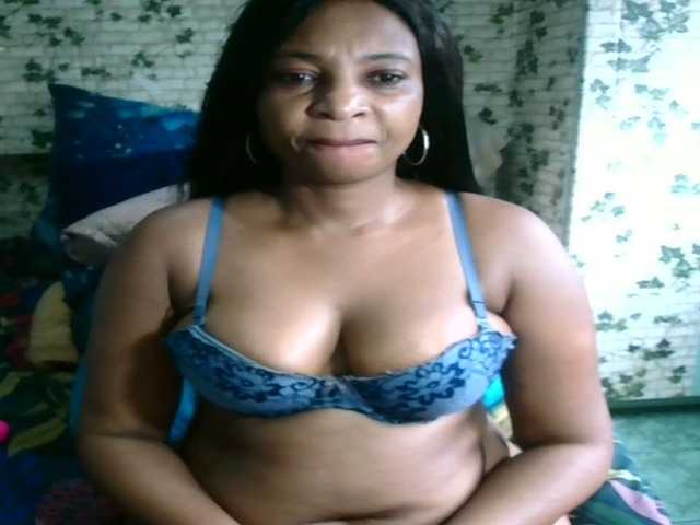 Ebonyseduction00 live cam on BongaCams
