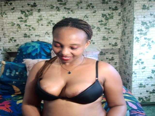 Ebonyseduction00 live cam on BongaCams