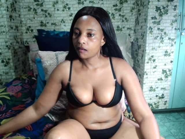 Ebonyseduction00 live cam on BongaCams