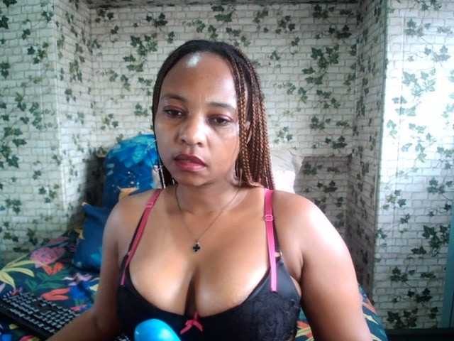 Ebonyseduction00 live cam on BongaCams