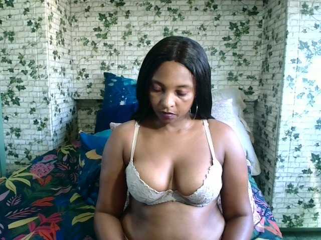 Ebonyseduction00 live cam on BongaCams