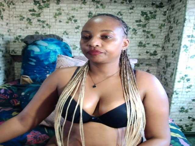 Ebonyseduction00 live cam on BongaCams