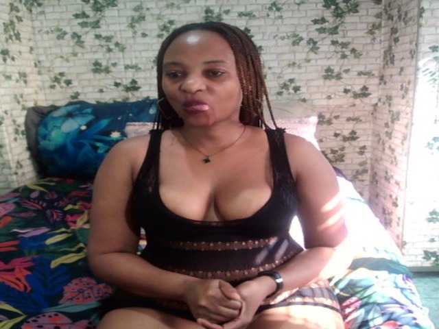 Ebonyseduction00 live cam on BongaCams