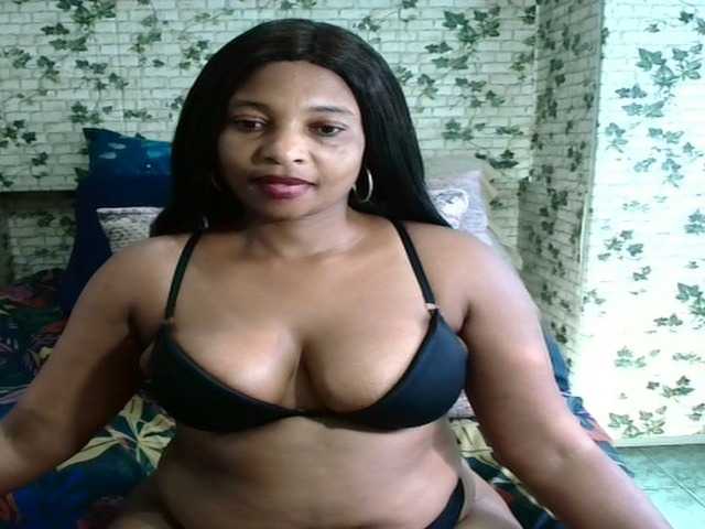 Ebonyseduction00 live cam on BongaCams