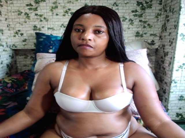 Ebonyseduction00, en vivo ahora en BongaCams