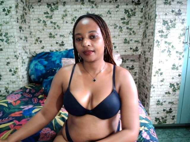 Ebonyseduction00 live cam on BongaCams