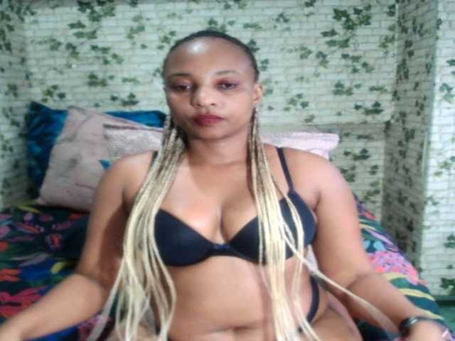 Ebonyseduction00 live cam on BongaCams