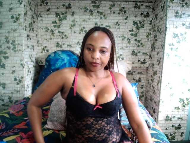 Ebonyseduction00 live cam on BongaCams