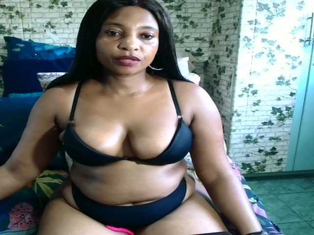 Ebonyseduction00 live cam on BongaCams