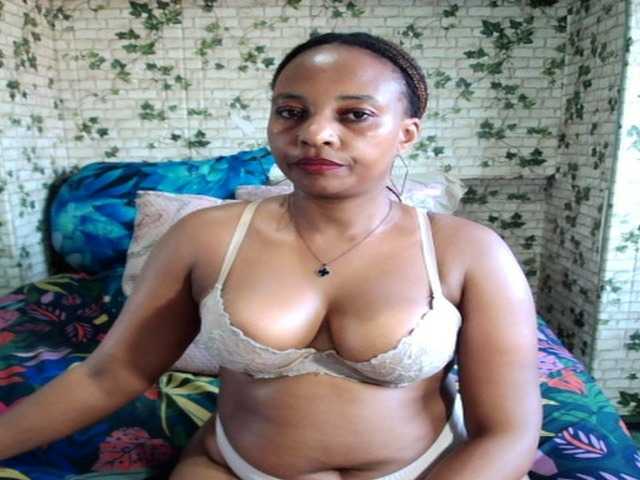 Ebonyseduction00 live cam on BongaCams