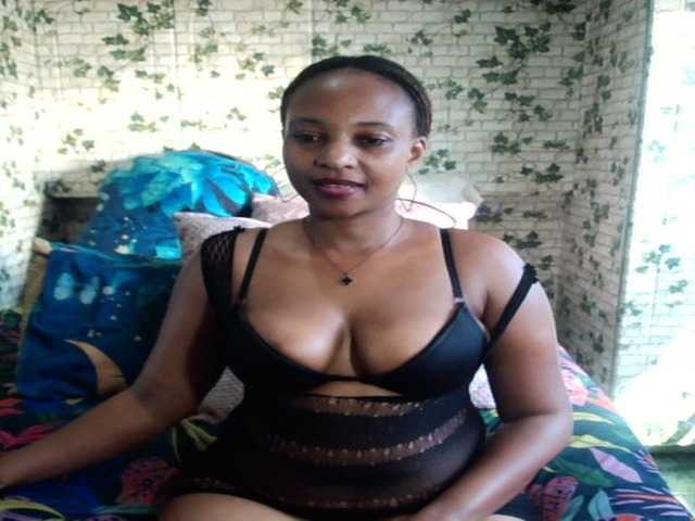 Ebonyseduction00 live cam on BongaCams