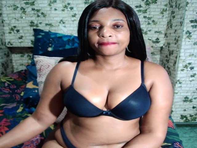 Ebonyseduction00 live cam on BongaCams