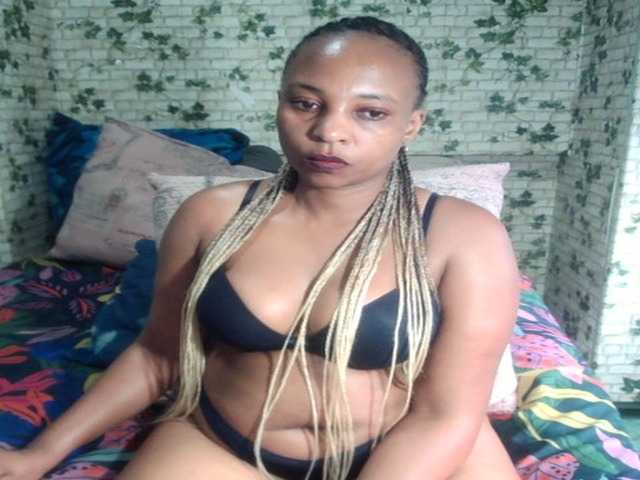Ebonyseduction00 live cam on BongaCams