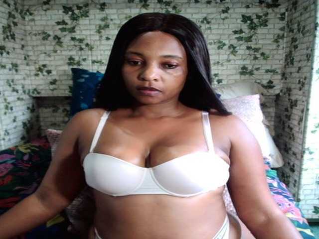 Ebonyseduction00, en vivo ahora en BongaCams