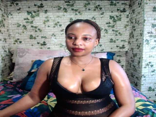 Ebonyseduction00 live cam on BongaCams