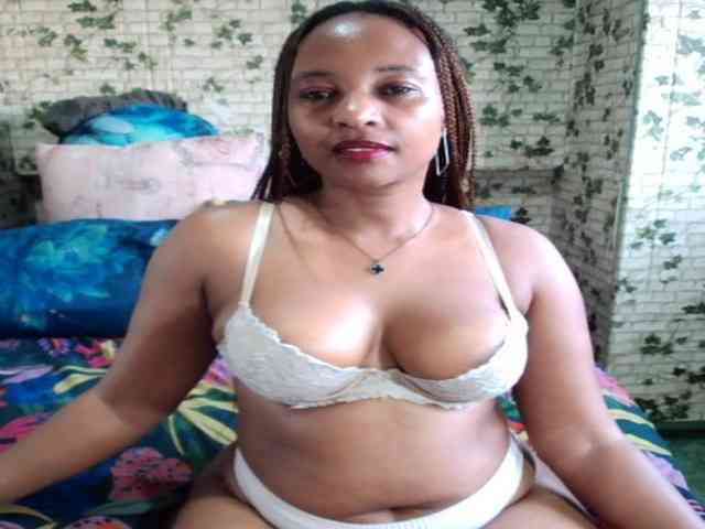 Ebonyseduction00 webcam
