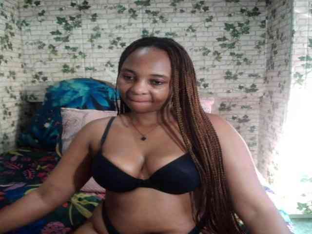 Ebonyseduction00 webcam