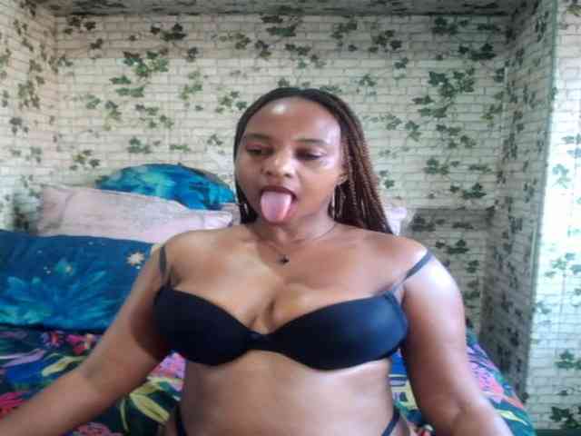 Ebonyseduction00 webcam
