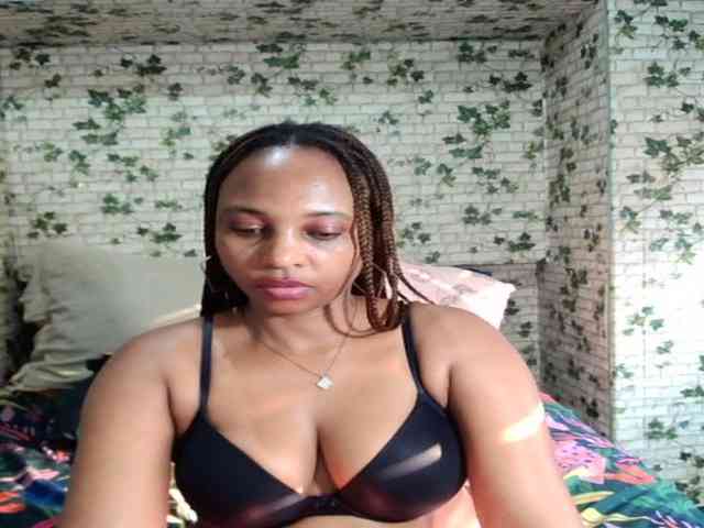 Ebonyseduction00 webcam