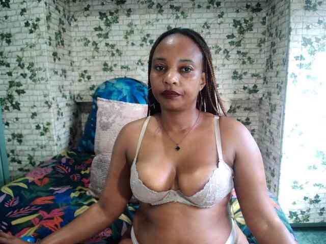 Ebonyseduction00 webcam