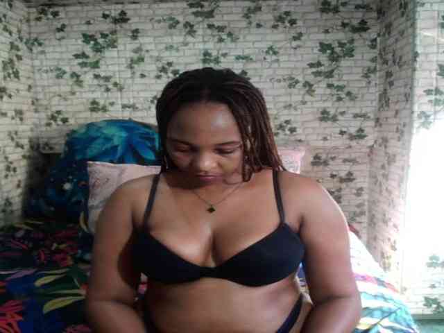 Ebonyseduction00 webcam