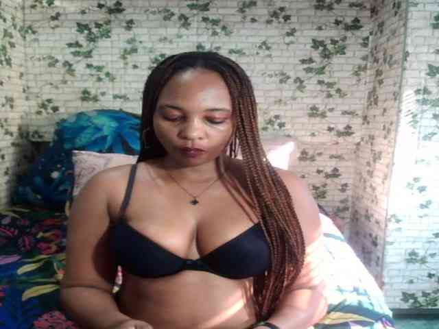 Ebonyseduction00 webcam