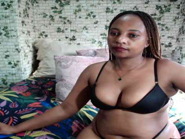 Ebonyseduction00 webcam