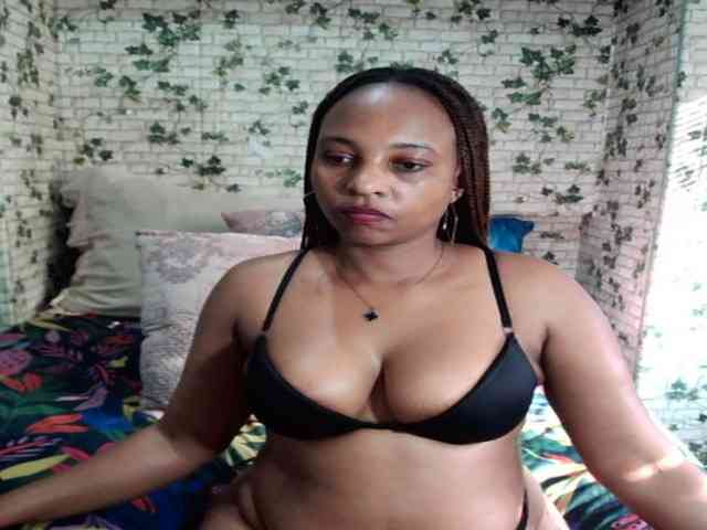 Ebonyseduction00 webcam