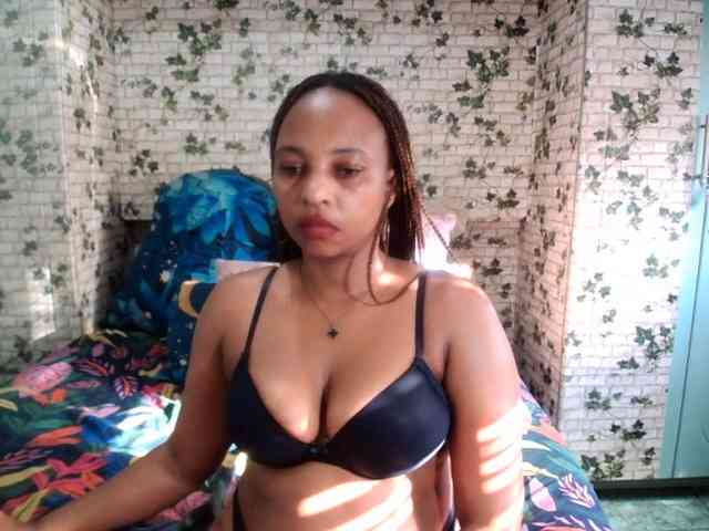 Ebonyseduction00 webcam