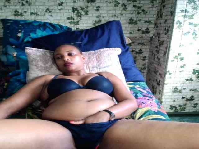 Ebonyseduction00 webcam