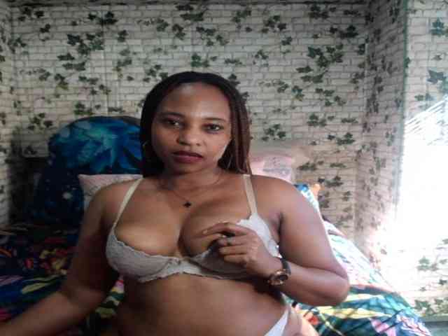 Ebonyseduction00 webcam