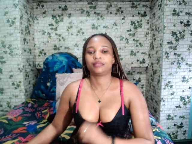 Ebonyseduction00 webcam